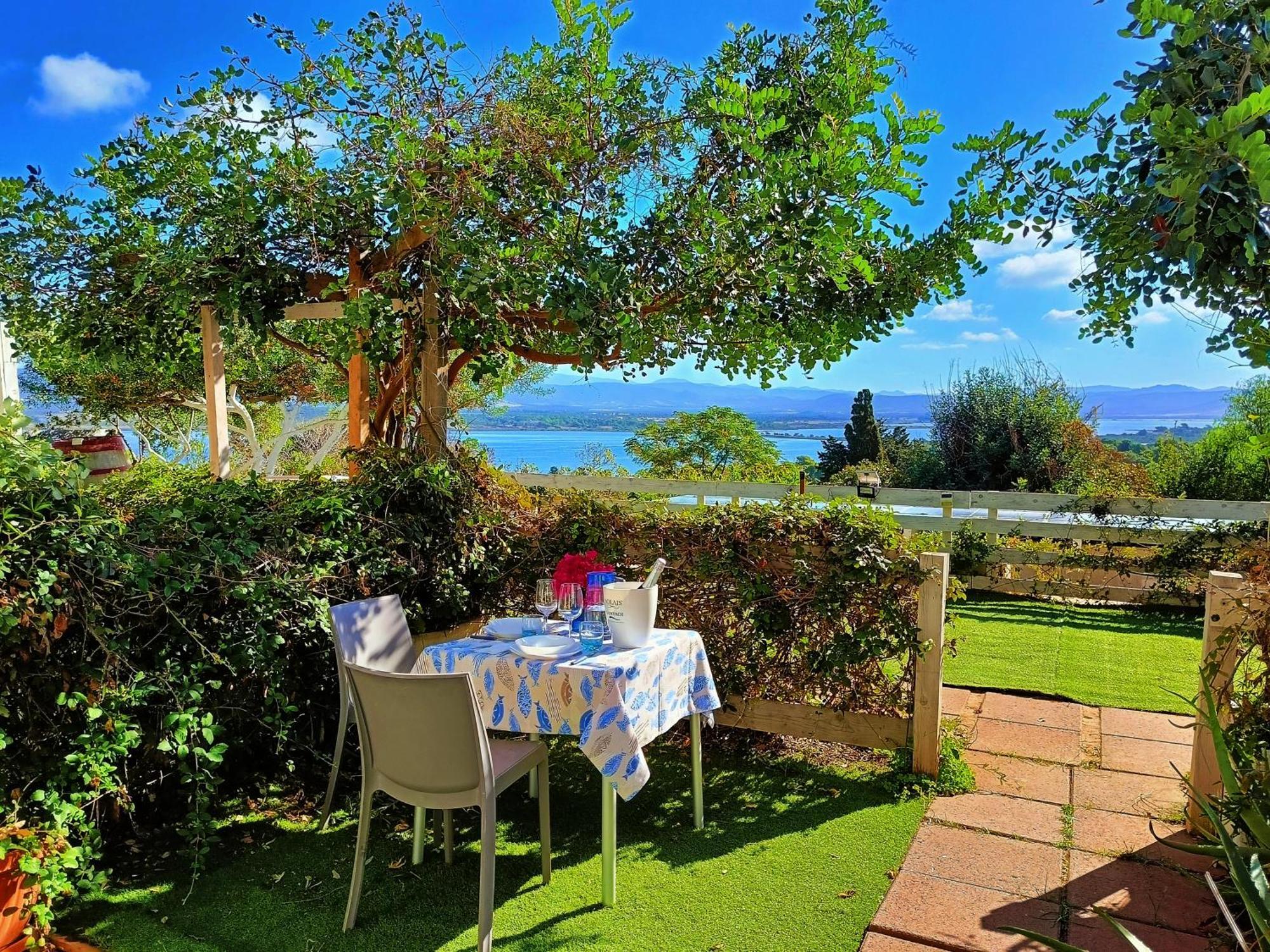 Panohome Porto Pino Exteriör bild